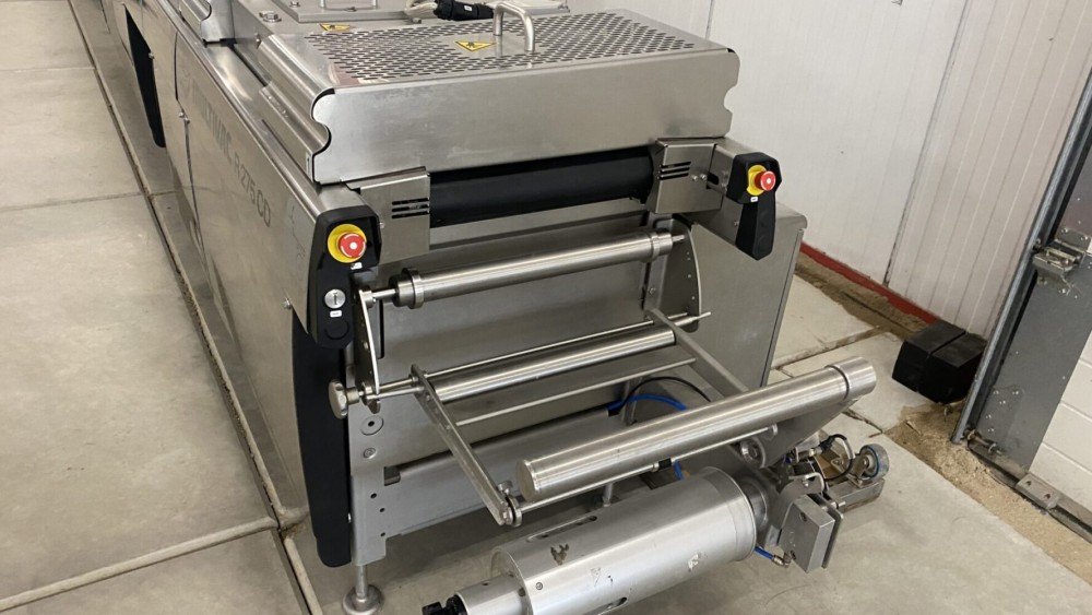Used Multivac R275CD thermoformer SKIN-pack