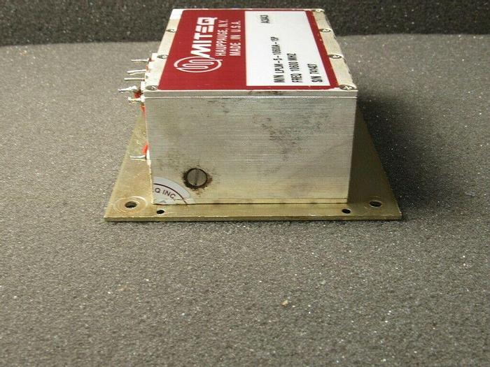 Used MITEQ LPLM-5-10600A-15P FREQ 10600MHZ