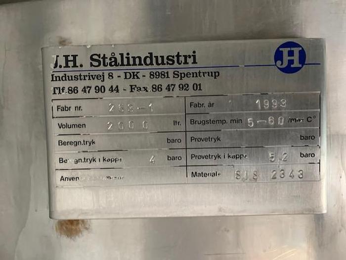 Used 1993 Rustfri syrefast 2 m3 tank