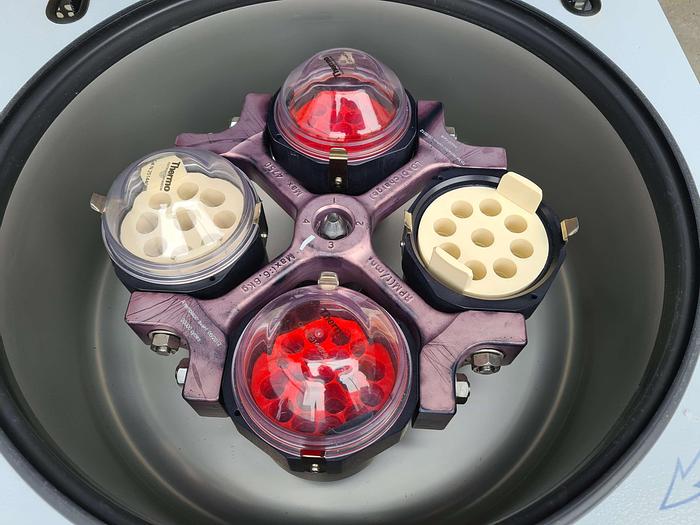Used Thermo Electron Corporation CR 4i Refrigerated Centrifuge