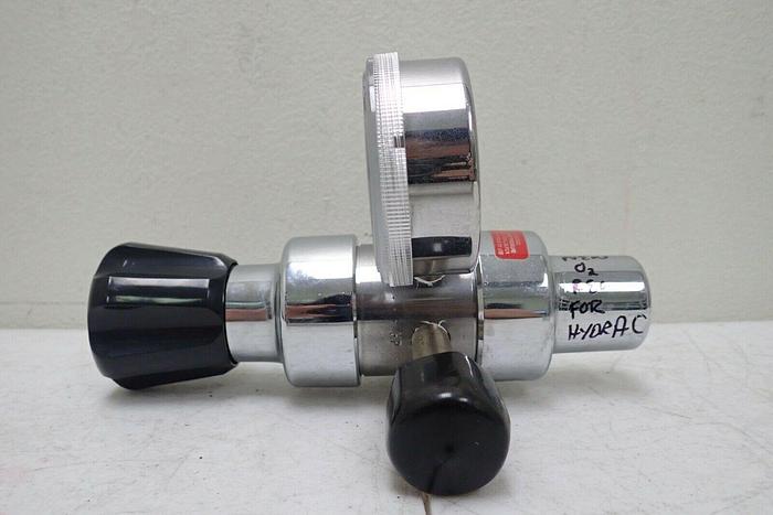 Used Matheson Tri-Gas M81-540-S Pressure Regulator w/ 3000psi 63-3133 Gauge