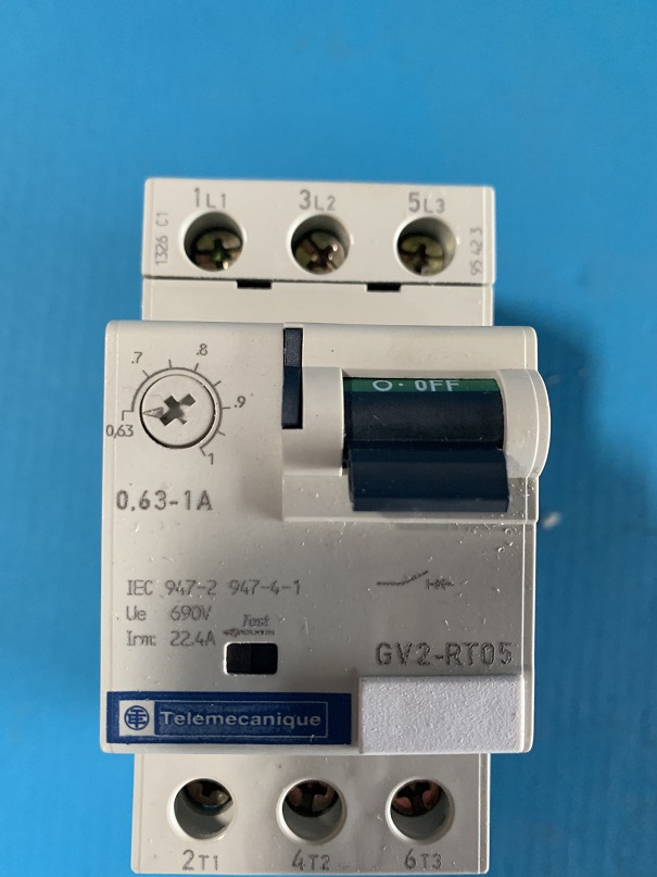 Used Telemecanique Motor Circuit Breaker GV2-RT05