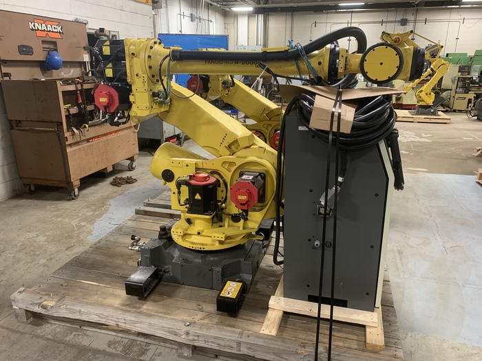 Used FANUC R2000iB/125L 6 AXIS CNC ROBOT WITH R30iA CONTROLLER
