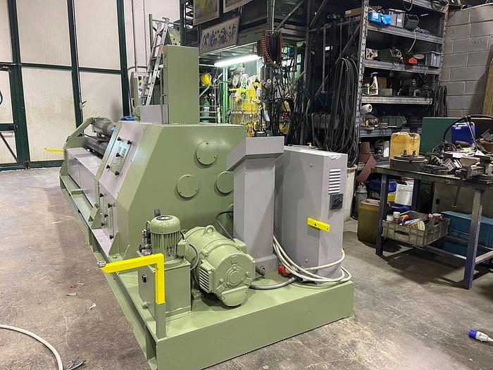 Usato CALANDRA OMCA MECCANICA