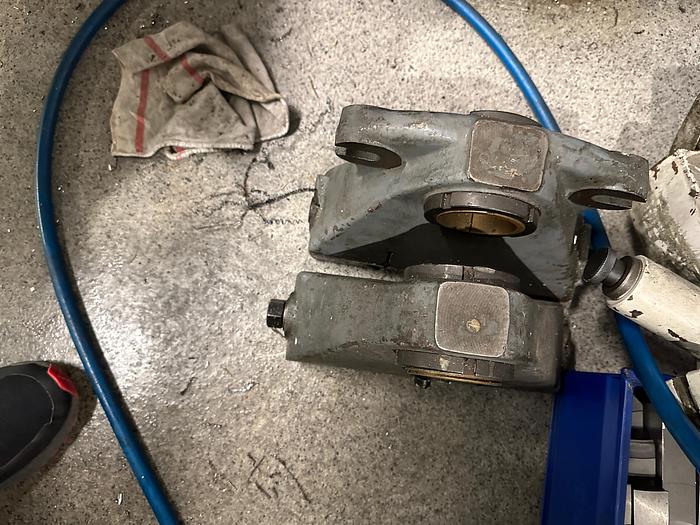 Used BRUGT UNIVERSALFRÆSER FABRIKAT PEDERSEN, MODEL VPU 31