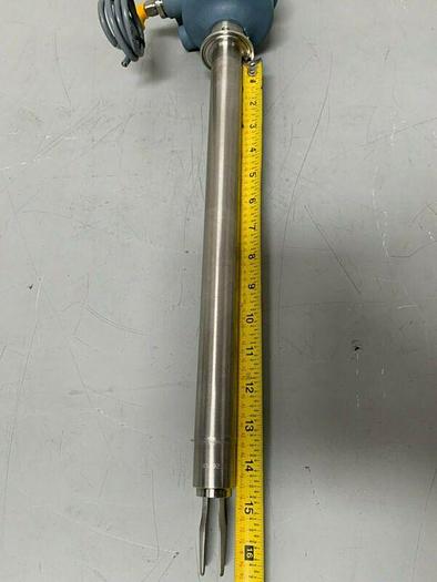 Used Rosemount 2120 Vibrating Fork Liquid Level Switch 2120D5RV1NADE0165 w/ 16" Probe