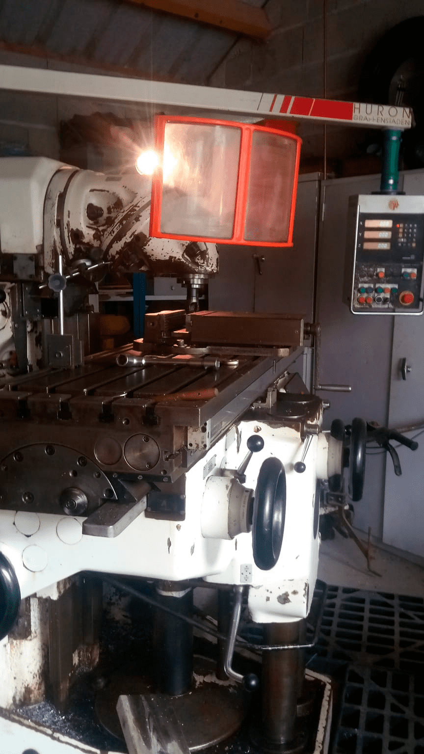 Used Huron MU 5 - Milling Machine - 1994