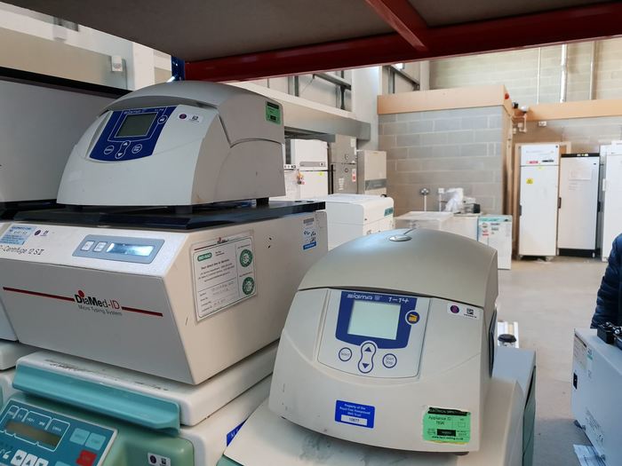 Used Sigma Jan-14 Centrifuge