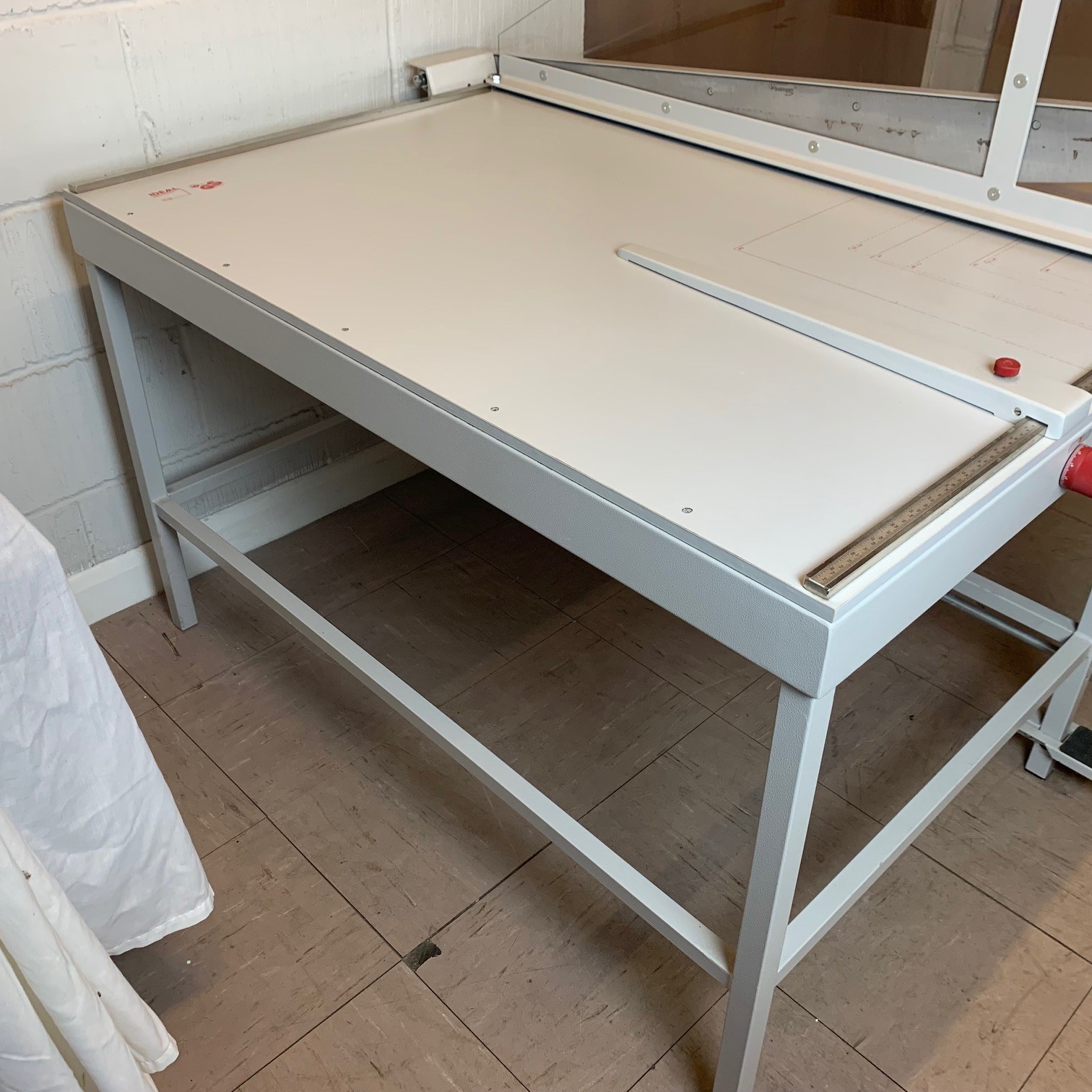 Used IDEAL 1110 Trimmer Guillotine