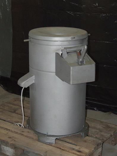 Used Jednokomorowa obieraczka ziemniaków, warzyw okopowych - "PROMER" Nakło