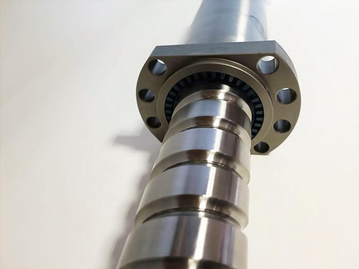 Geschliffener Präzisions Kugelgewindetrieb, D63mm, 1275mm, Steinmeyer, neu