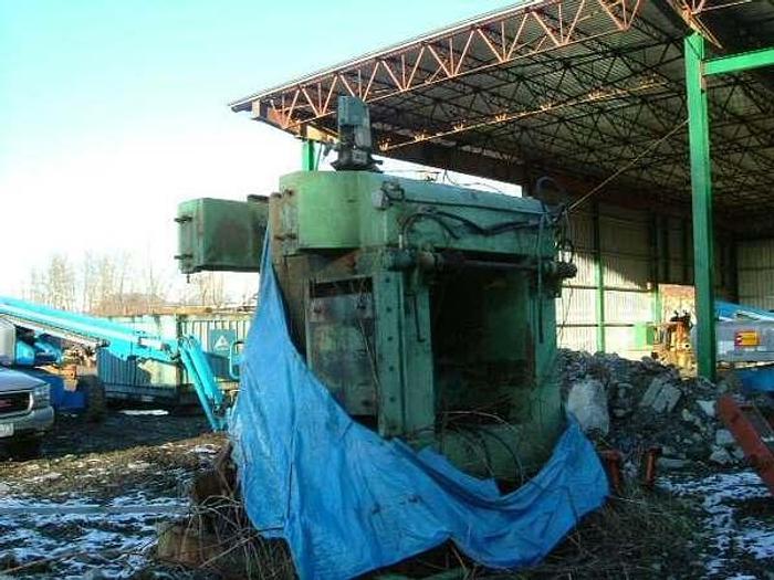 Used 6' L-B Horizontal Shifting Bandmill