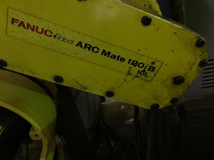 Used FANUC ARCMATE 120iB/10L 6 AXIS ROBOT 10 KG X 1885 mm HIGH REACH