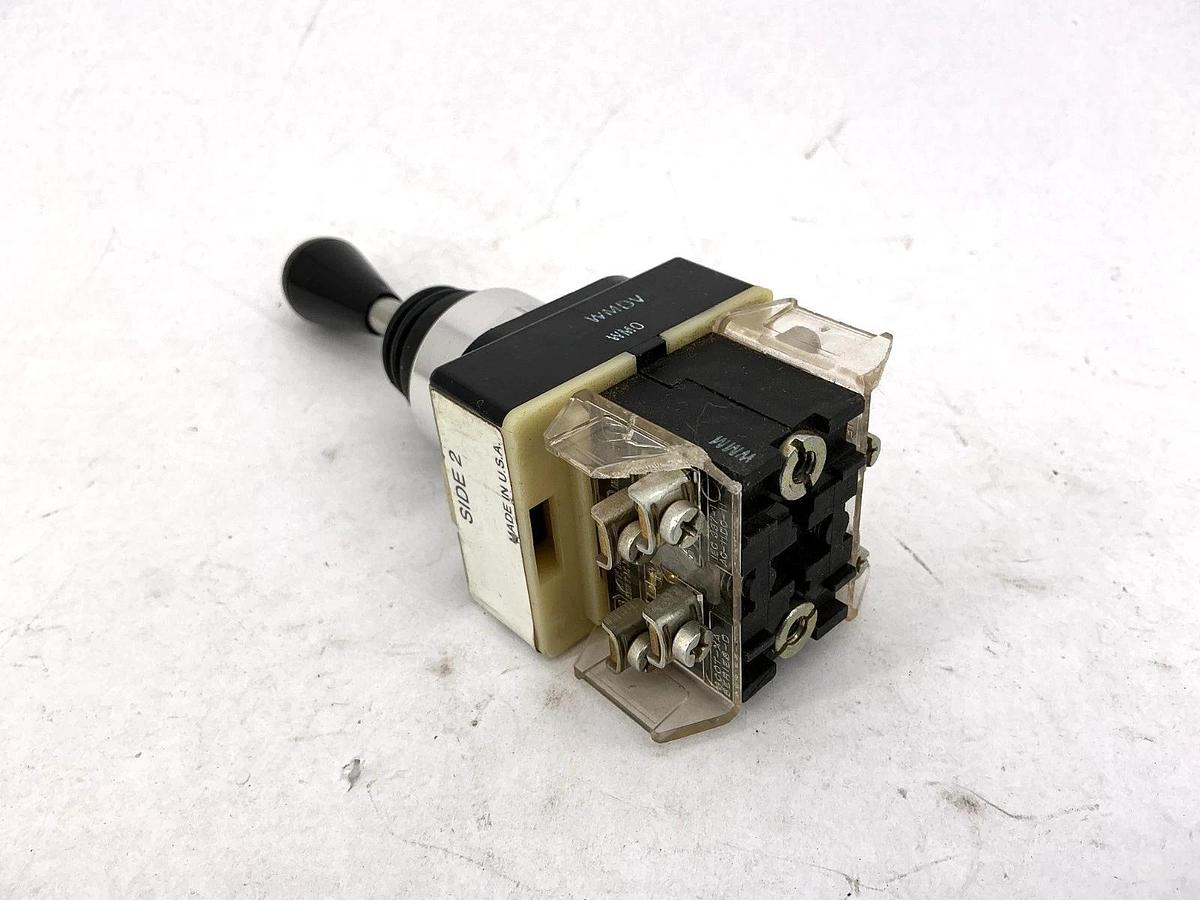 Used Allen Bradley 800T-T4S Ser T Toggle Switch 4-Way