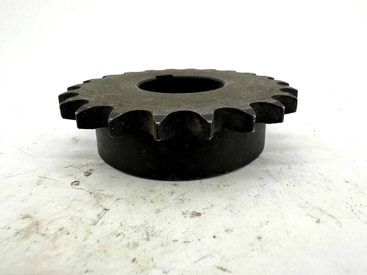 New Martin 40BS22-1-7/16 Sprocket 22 Teeth 1.4375  Bore - No Box