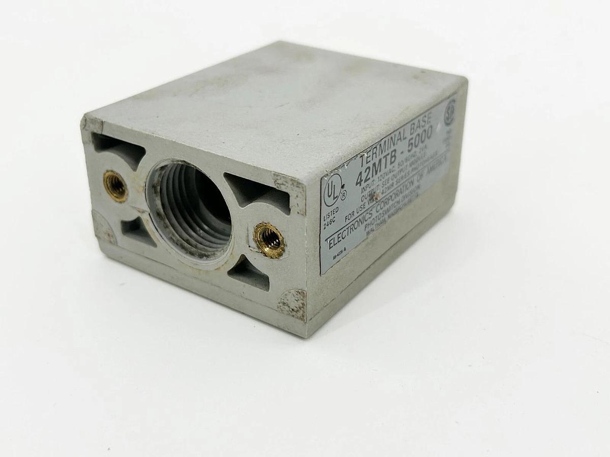 Used Lot of 3 Allen Bradley 42MTB-5000 Sensor Power Base 102-132VAC 2A