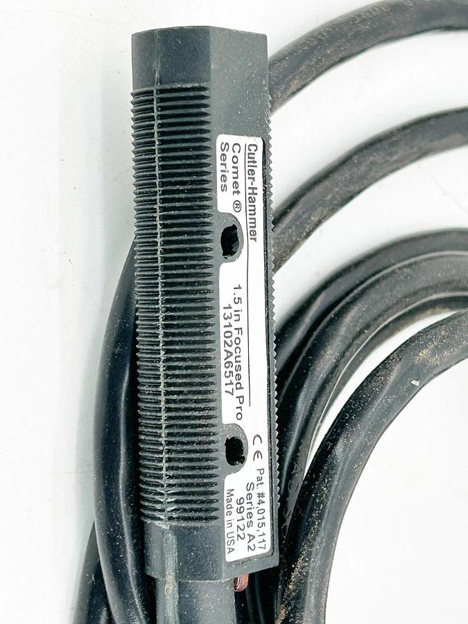 New Cutler Hammer 13102A6517 Diffuse Reflective Sensor 250MA 10-30VDC 6' Cable