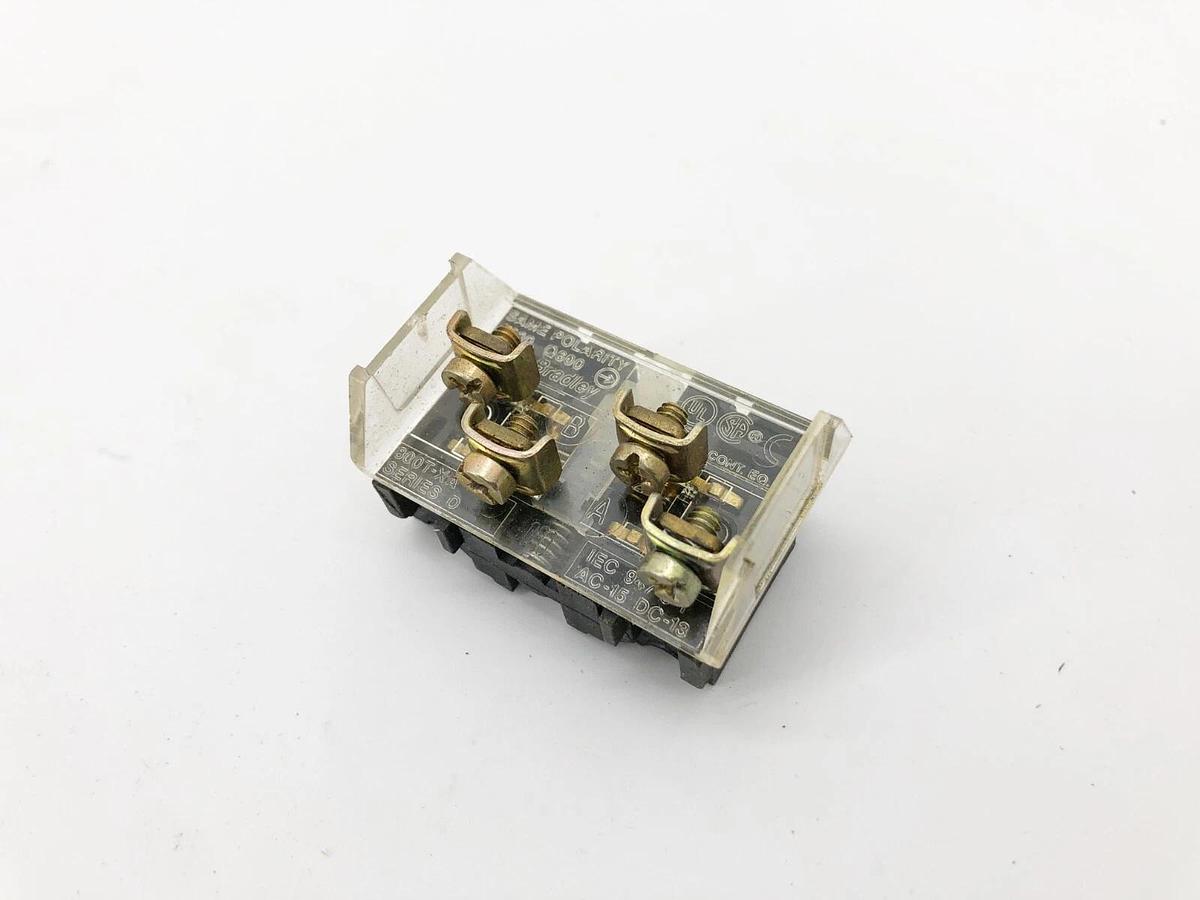 Lot of 2 New Allen Bradley 800T-XA Ser. D Contact Blocks 1 NO - 1 NC - No Box