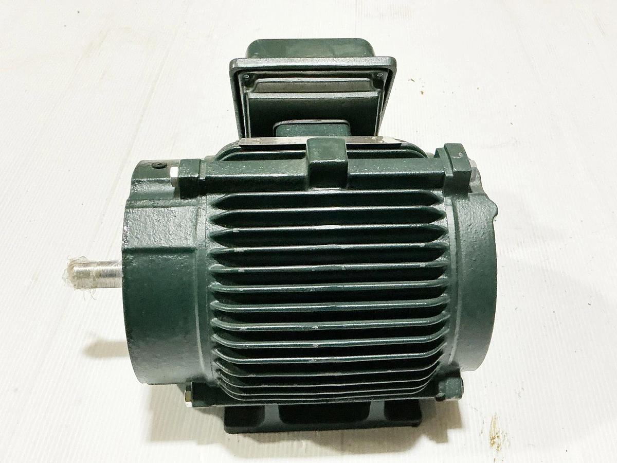 New Toshiba 1/24FNSC32H-P Electric Motor .5HP 575V 3PH 1765RPM