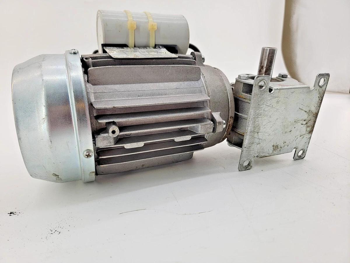 Used Bison 026-828-9020 Right Angle Gearmotor 1/4HP 115V 20:1 3.2A 85RPM  5/8" Shaft