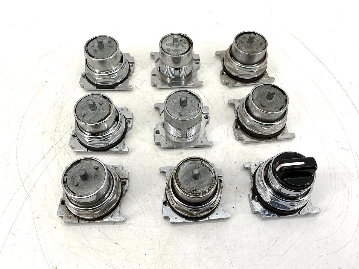 Used Random Assorted Lot of 9 Eaton Cutler-Hammer Selector Switch