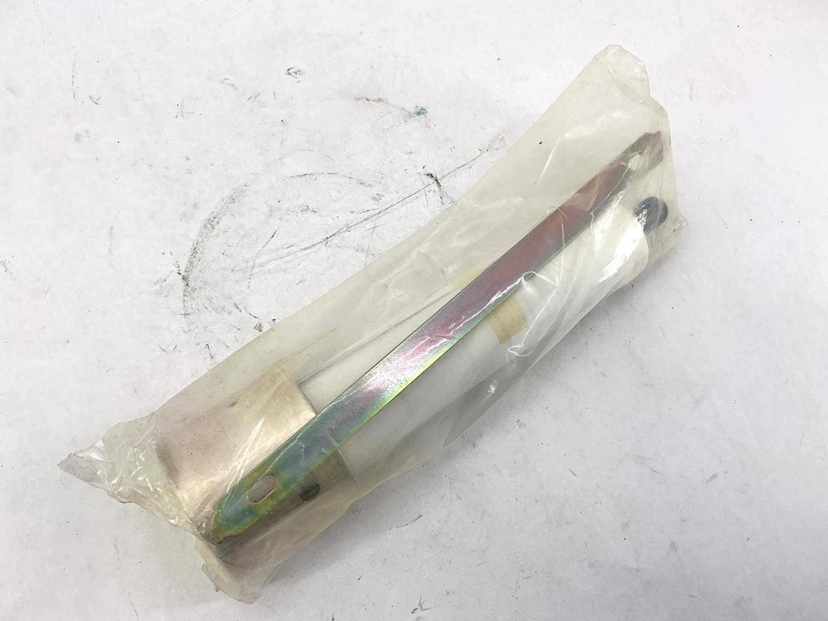 New Cutler-Hammer 8BA4-300E Expulsion Fuse Refill 7.2 KV 116D977A18