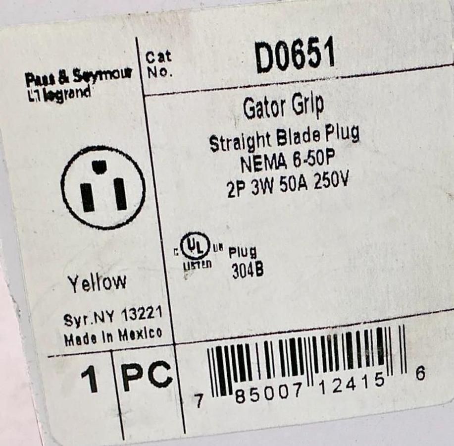 New Pass & Seymour D0651 Gator Grip Straight Blade Plug 2P 3W 50A 250V