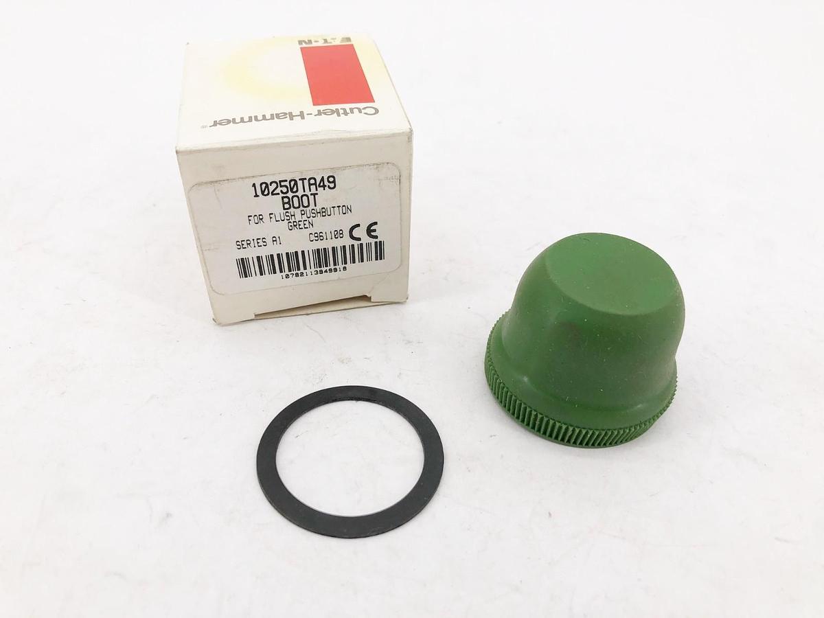 New Cutler-Hammer 10250TA49 Boot For Flush Pushbuttons Green 30mm Ser. A1