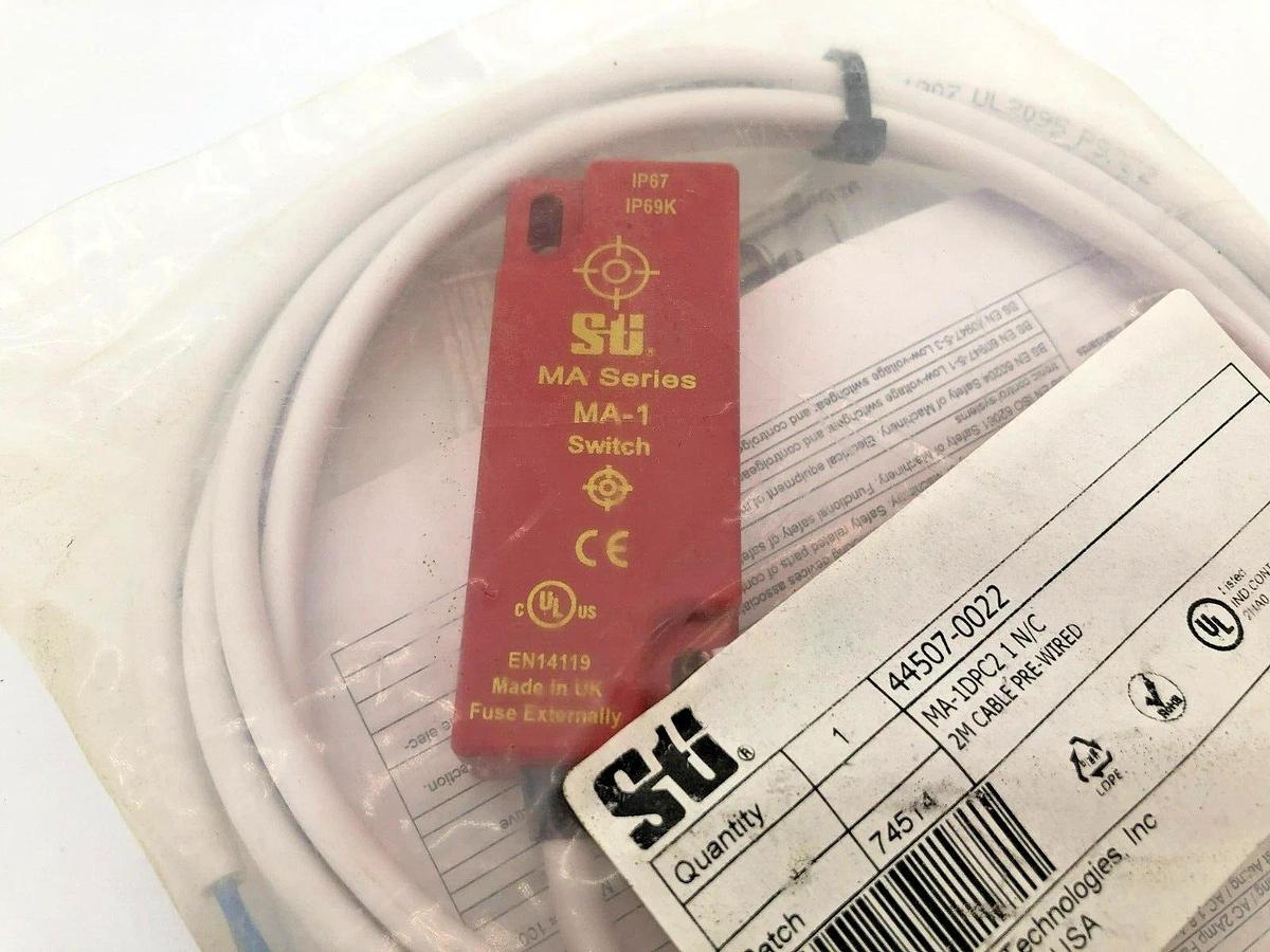 New Omron MA-1DPC2 Magnetic Door Interlock Switch 2M Cable Prewired 44507-0022