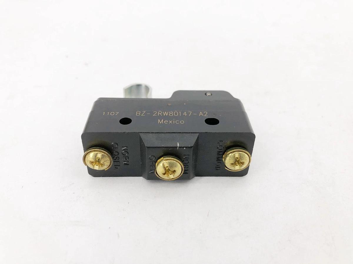 New Microswitch BZ-2RW80147-A2 Snap Action Switch SPDT 15A 125VAC - No Box