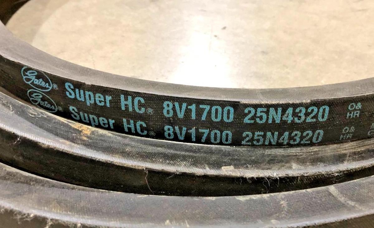 New Gates 8V1700 Super HC V-Belt 9336-1700 25N4320 - No Box