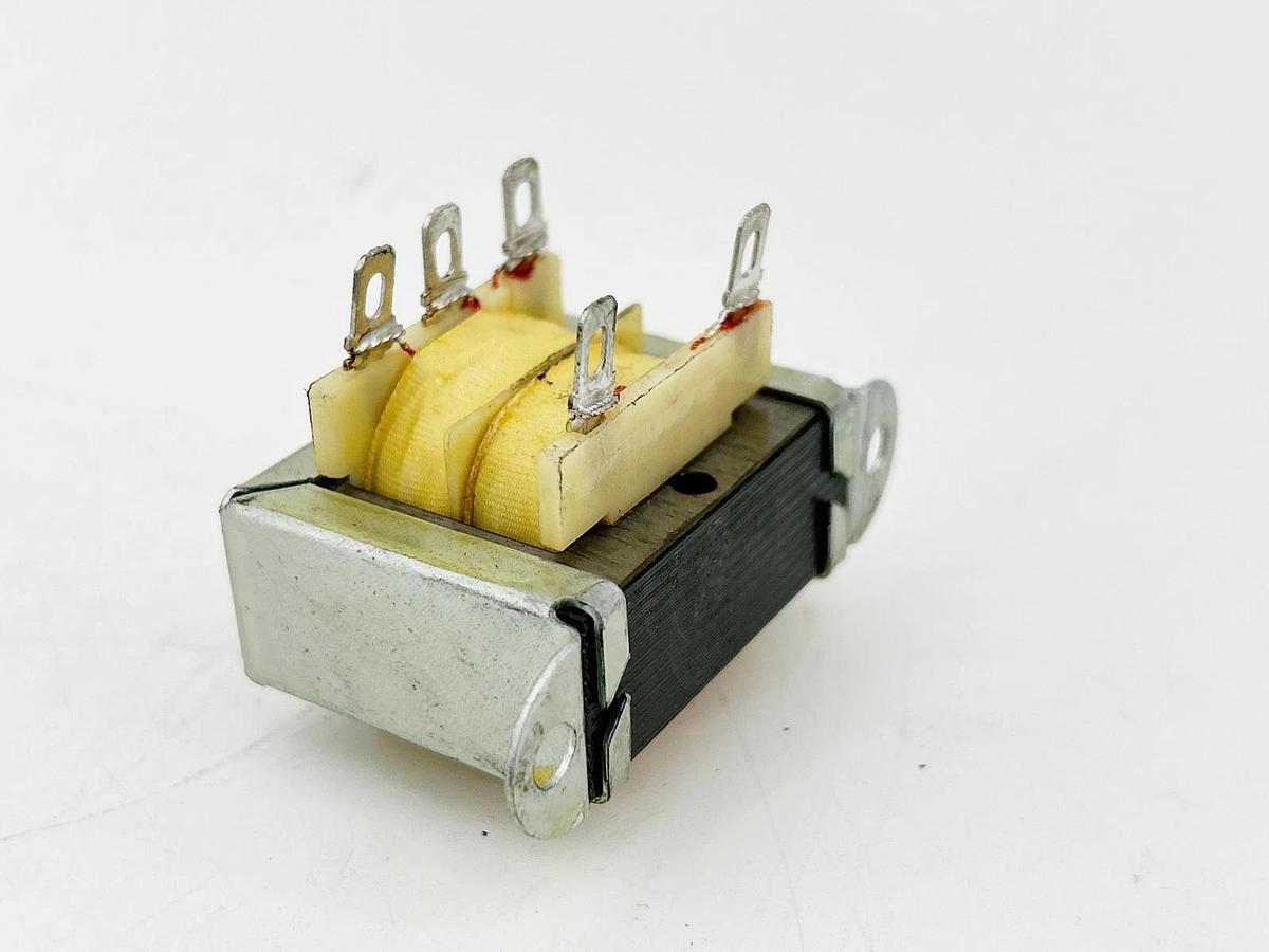 New Signal Transformer 241-4-2371 Transformer 5P 115V 28VCT .20A - No Box
