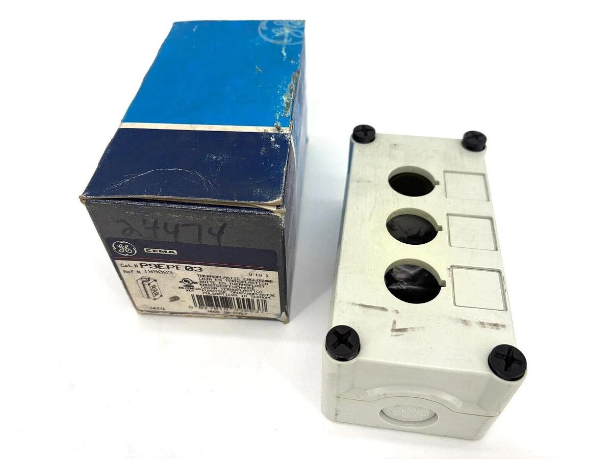 New GE General Electric P9EPE03 Thermoplastic Pushbutton Enclosure 3-Hole