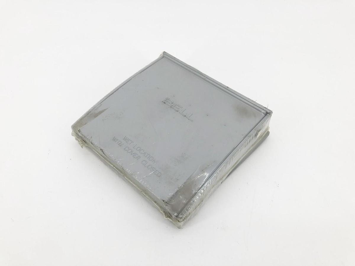 New Hubbell 5045-0 2-Gang Weatherproof Outlet Box Cover