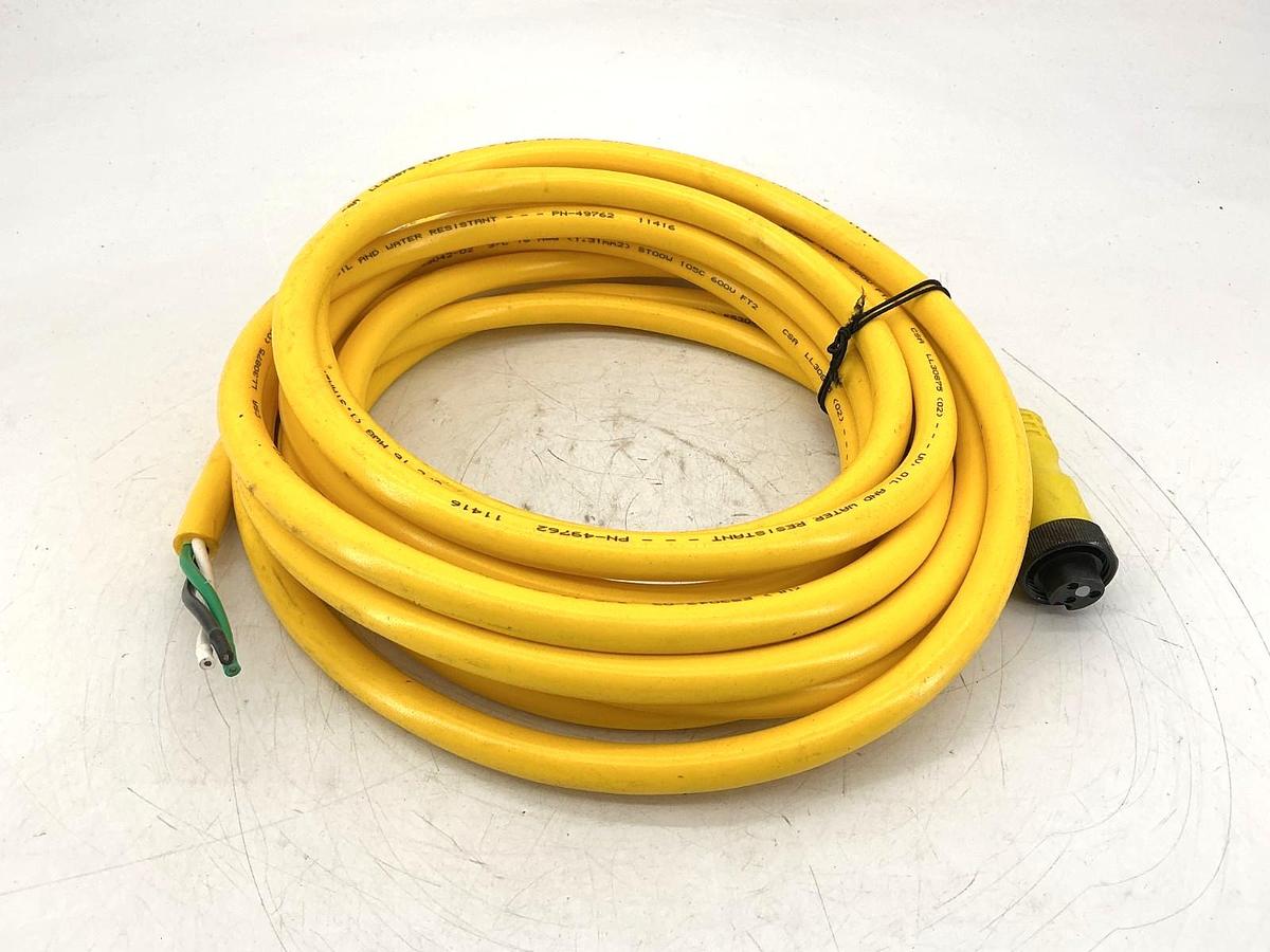 New Allen Bradley 889N-F3AFC-20F Ser B QD Cordset Female 3-Pin 20ft - No Box