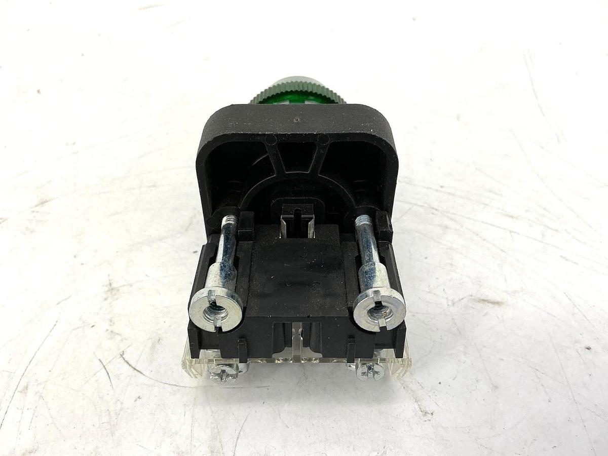 New Allen Bradley 800T-QH10G Ser T Pilot Light LED Green Lens 120V - No Box