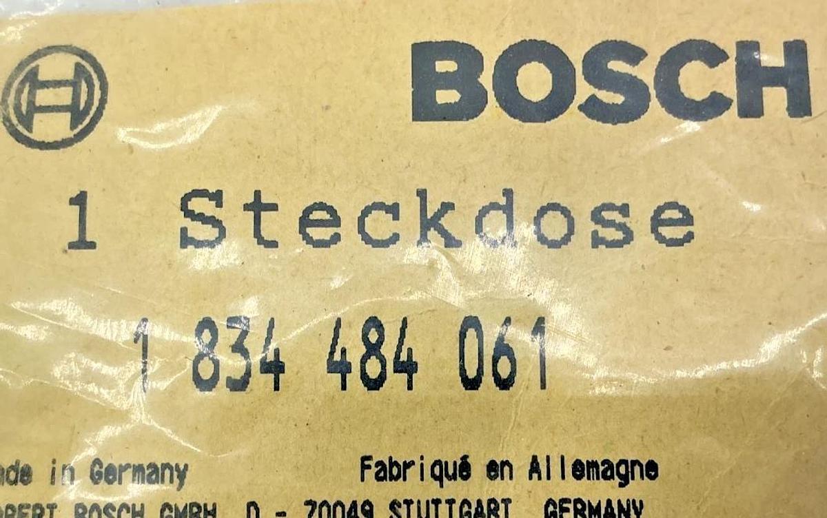 New Bosch 1-834-484-061 Socket Assembly Kit w/ Connector Plug 1834484061