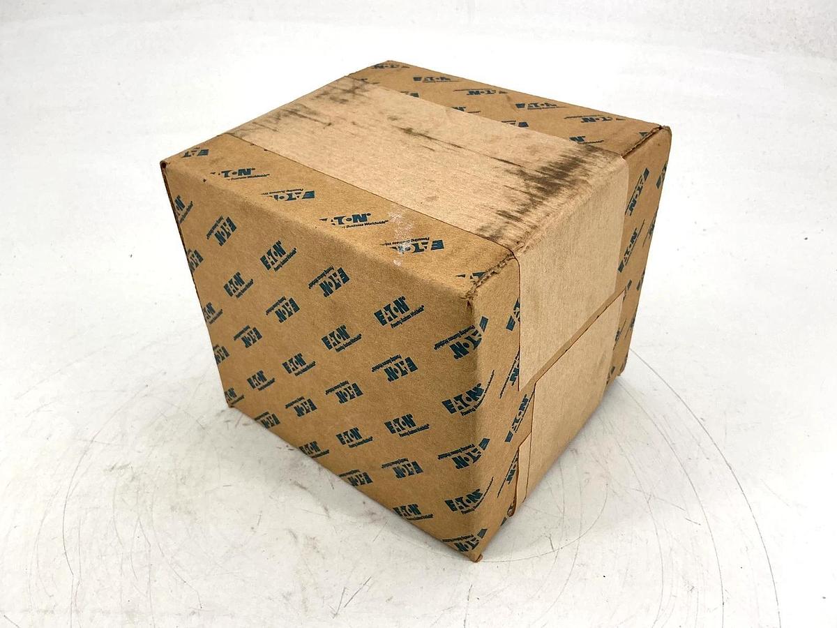 New Eaton 10250T4513 Ser A2 Joystick Operator Oiltight 4Pos Left/Right/Up/Down