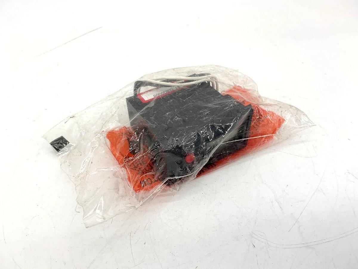 New Red Lion CUB30000 Counter 6-Digit LCD Display 2-Wire 3VDC CUB3 - No Box