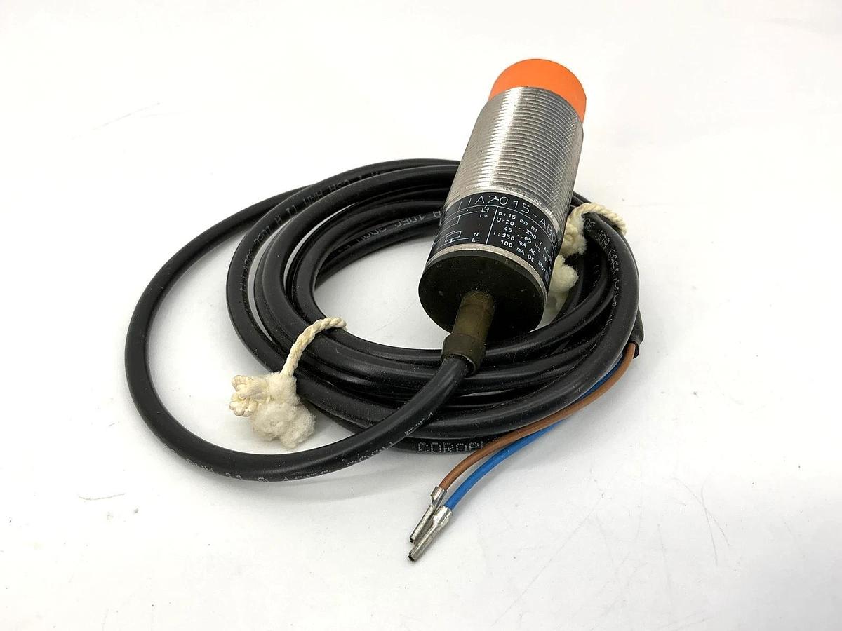 New IFM II0274 IIA2015-ABOA Inductive Sensor S: 15mm nf 20-250VAC/VDC 45-65HZ