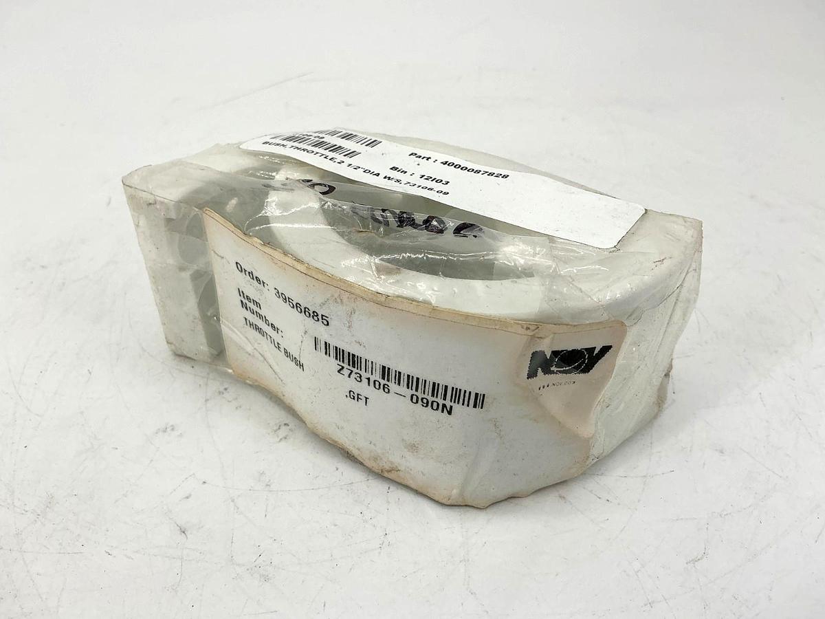 New NOV Z73106-090N Throttle Bushing White Plastic 73106-09