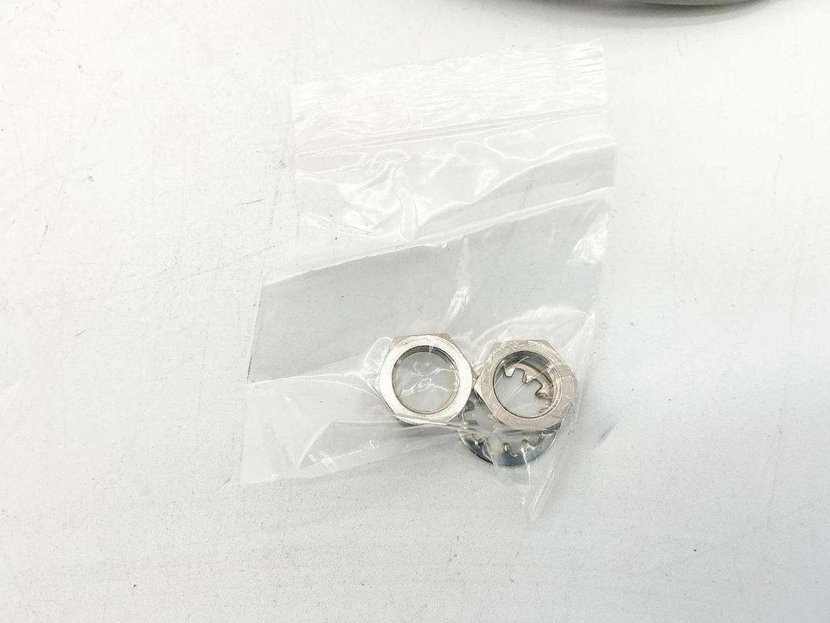 New Eaton E57-12GE08-D Inductive Proximity Sensor 10-30vdc 200Ma 2-Wire