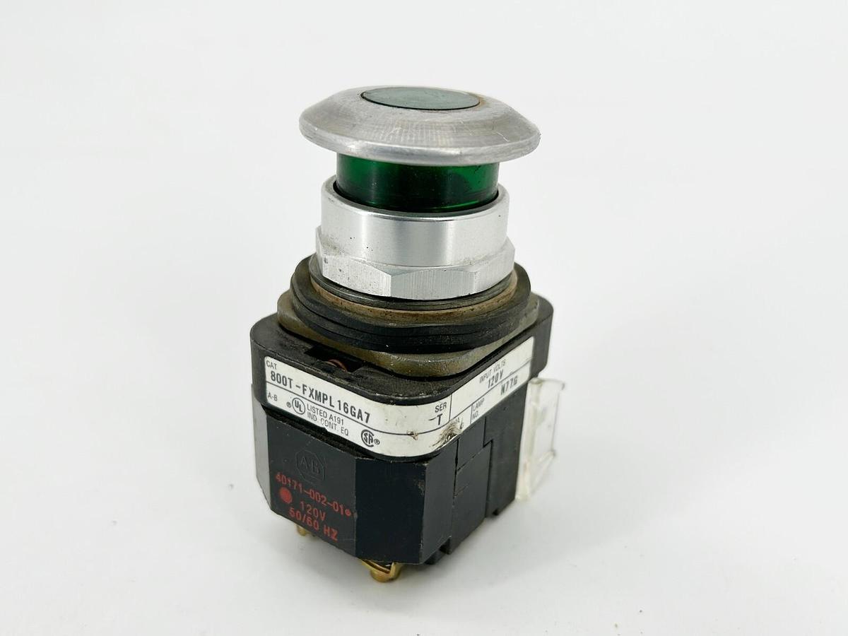 Used Allen Bradley 800T-FXMPL16GA7 Pushbutton 120V Green