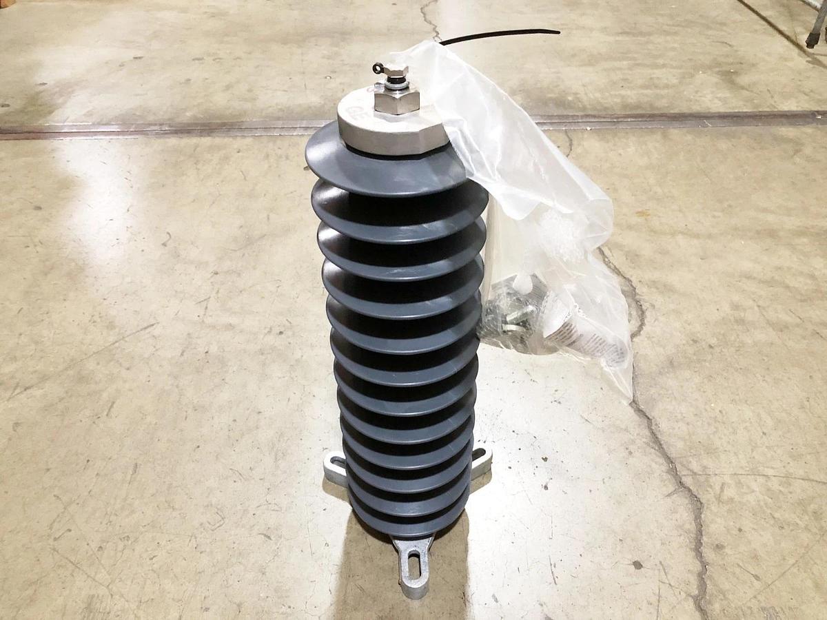 New General Electric 9L11XPB045AS Station Class Arrester 45KV Duty 36.5KV MCOV