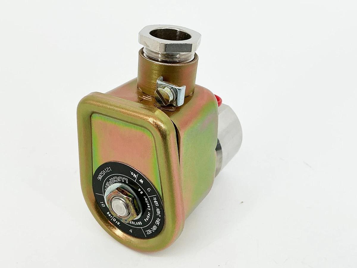 New Parker 121V5206-4538-483520S6 Solenoid Valve 220-240V 50/60Hz 10Bar LU007209