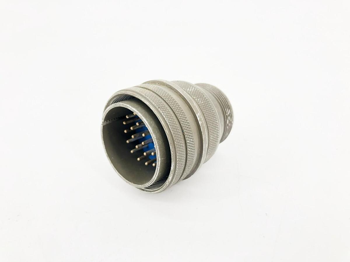 New Amphenol MS3106A28-12P Circular Connector Plug 26 Position