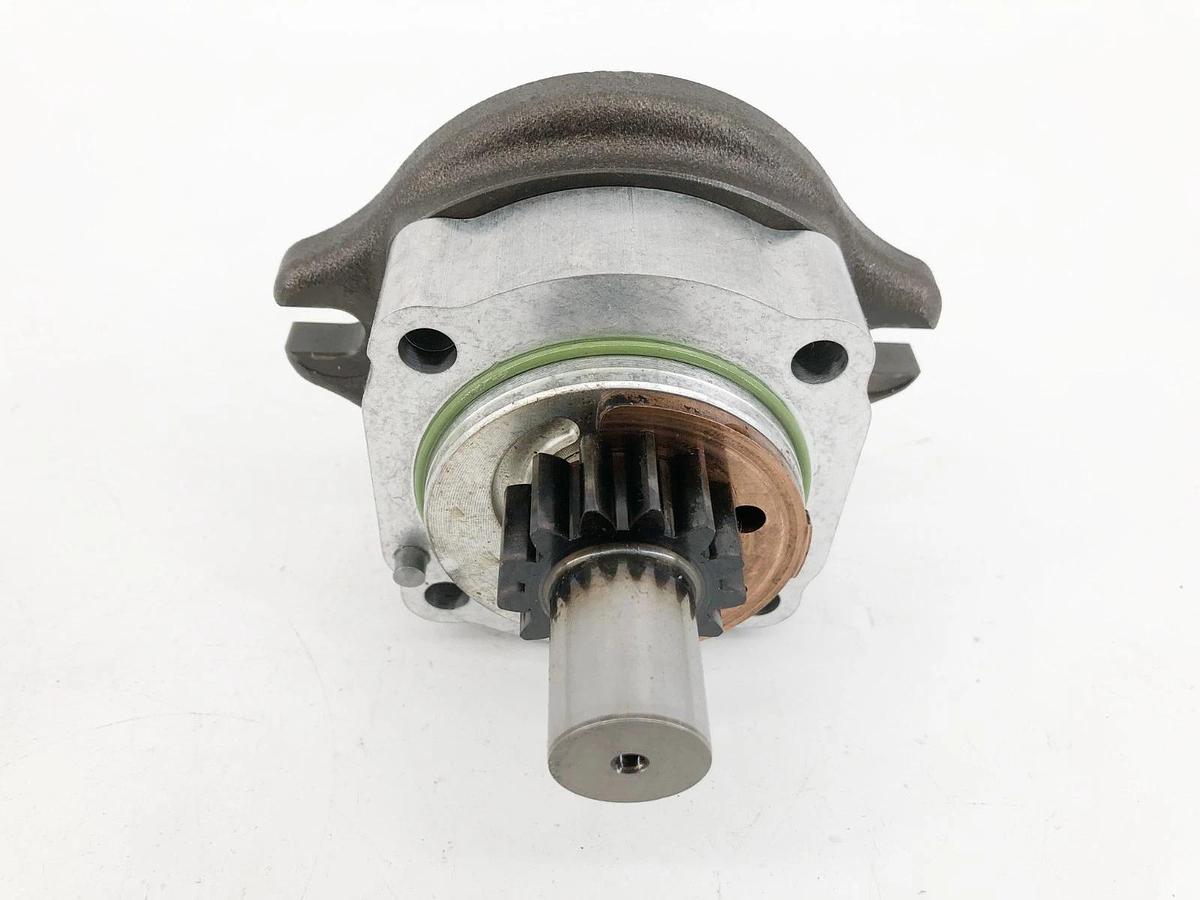 Used Eckerle EIPS2-008RA04-11 S111 Gear Pump 6000200073 (For Parts Only)