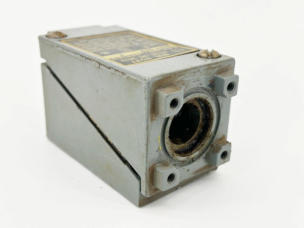 Used Allen Bradley 802T-ATP Limit Switch Body 600V 10A 4 Circuit NEMA Type 4/13