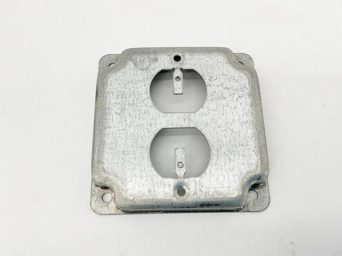New Box of 7 Hubbell 902C 4" Square Cover Duplex Receptacle