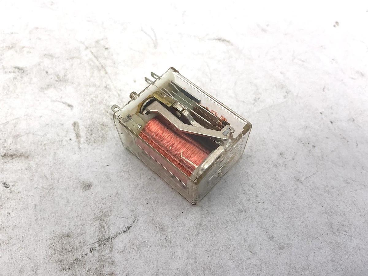 New Siemens Potter & Brumfield R10-E1Z2-V185 Relay 8-Pin R10-E1-Z2-V185 12VDC